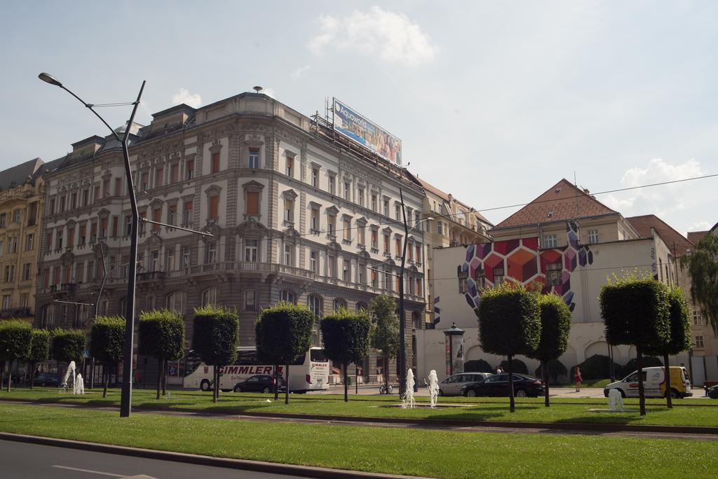 Rebecca Apartment Next To Synagogue Budapest Exteriör bild
