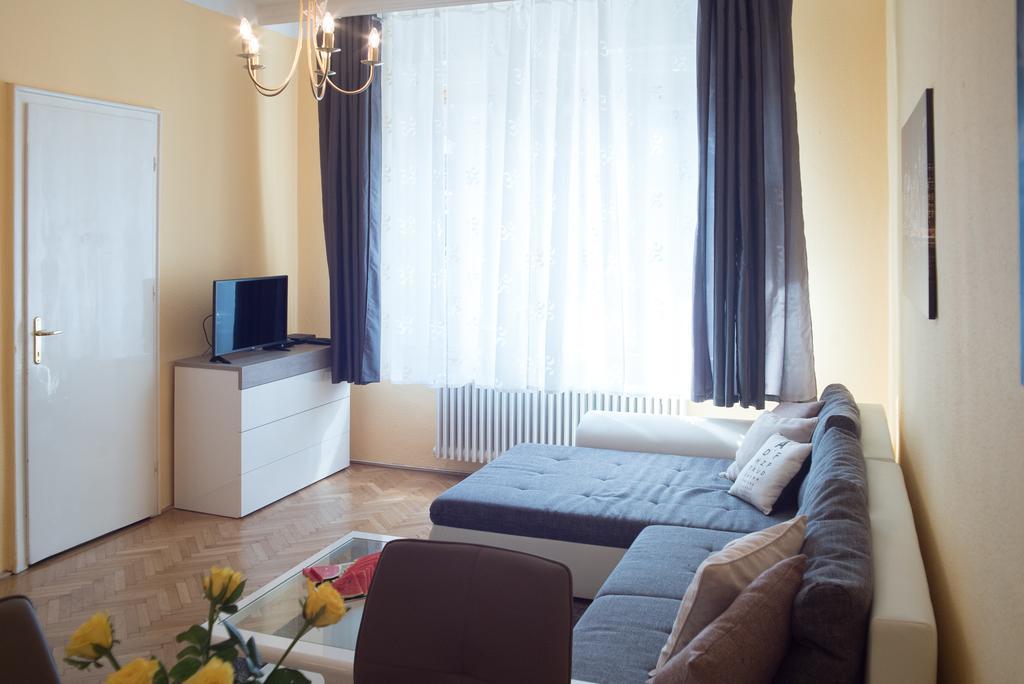 Rebecca Apartment Next To Synagogue Budapest Exteriör bild